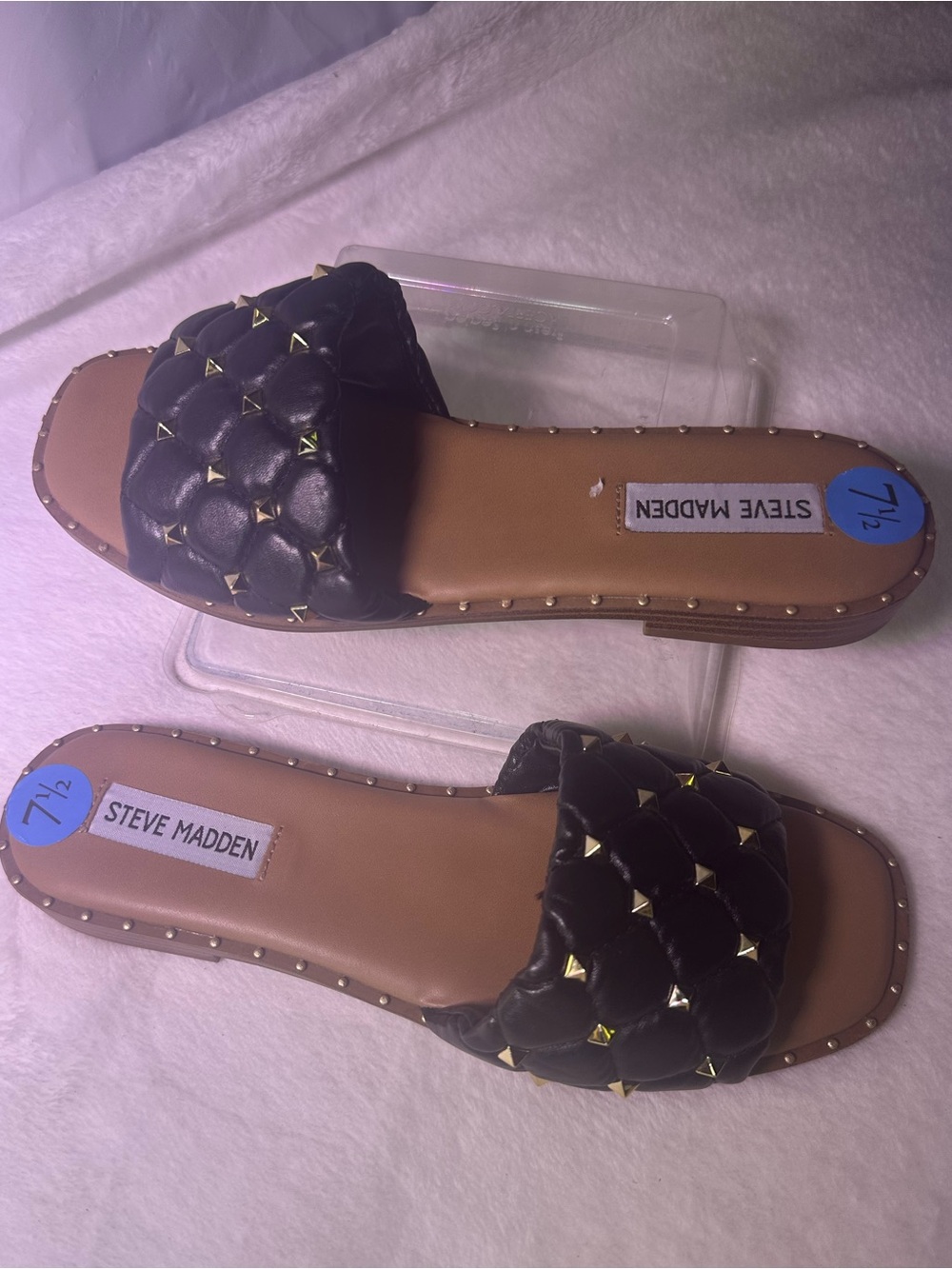 Steve Madden Black Quilted Slide with Gold Pyramid Studs - Picture 2 of 8